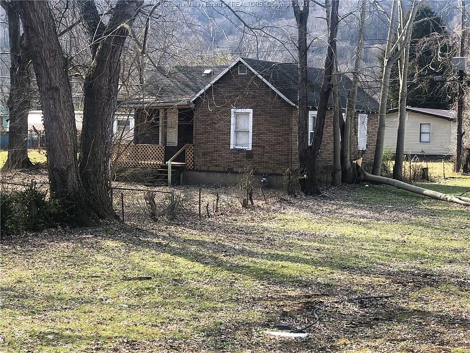 2nd image of 5323 Church Dr