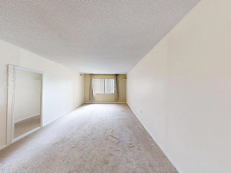 200 N Pickett St #207 — Photo 38