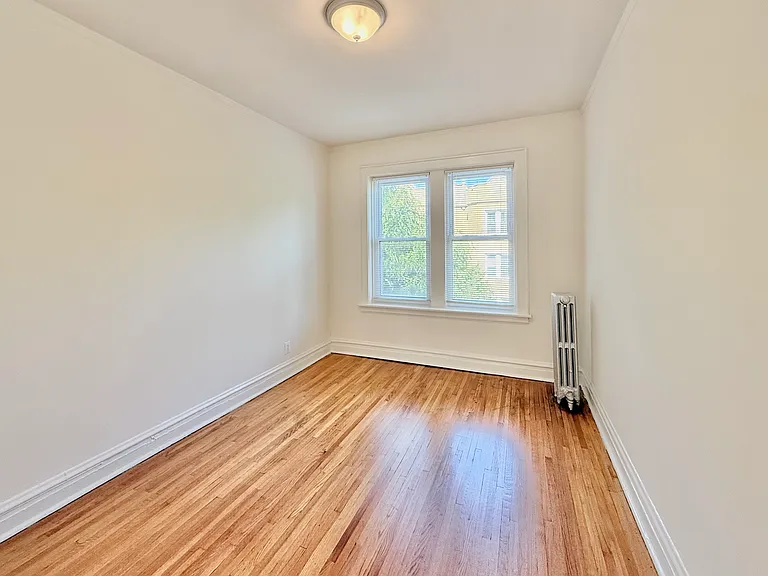 6504 N Leavitt St #3 — Photo 11