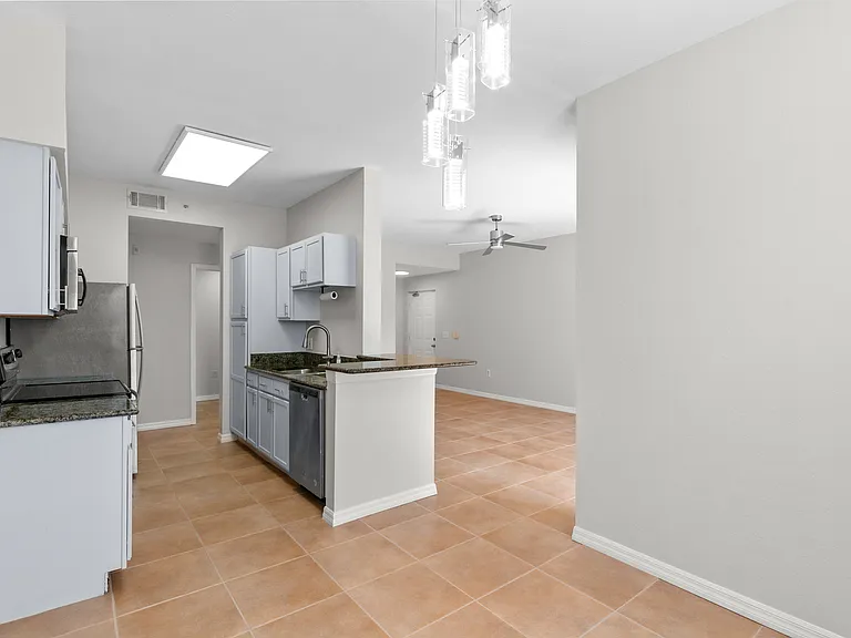7915 Preserve Cir #216 — Photo 43