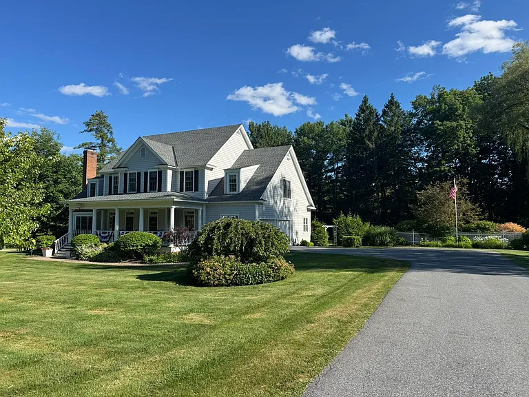 163 Taconic Rd — Photo 3