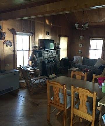 Livingroom / Dining Area