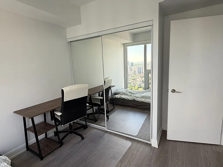 181 Dundas St E #5601 — Photo 10