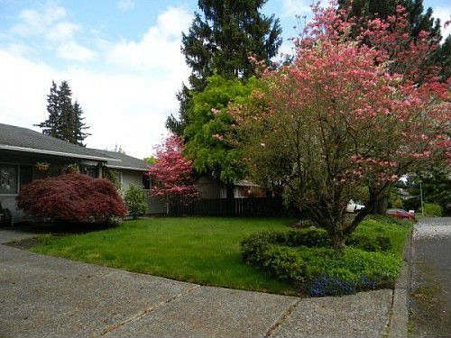 1st image of 10204 NE 41st Ave