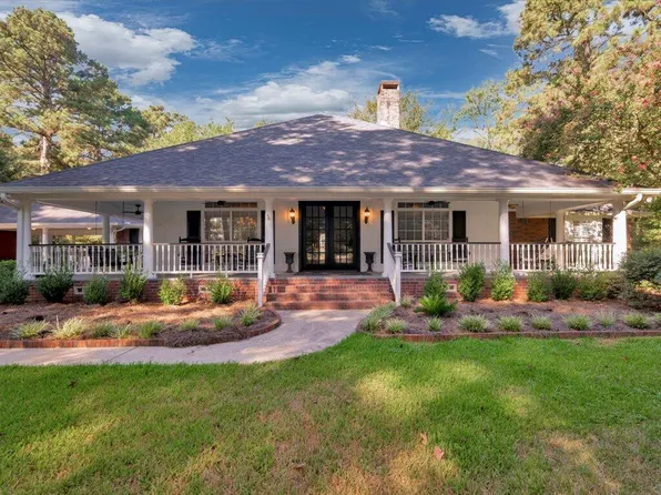 19557 S Fm 225, Douglass, TX 75943
