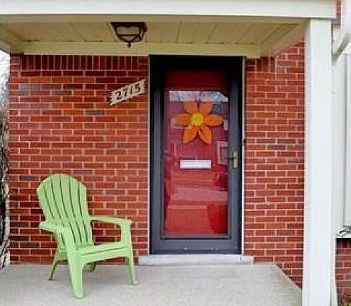 2nd image of 2715 Glenview Ave
