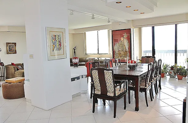 Sold by Charles Greenthal Property Sales | media 21