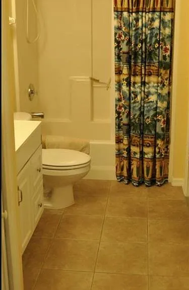 826 SW 32nd Ter — Photo 39