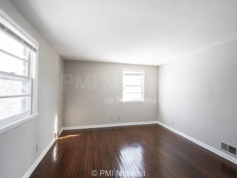 1857 W 60th St — Photo 23