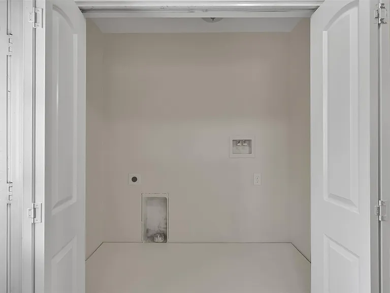 163 S Bend Ct #A — Photo 15