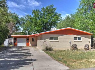 670 Ritter Rd, Las Cruces, NM 88005