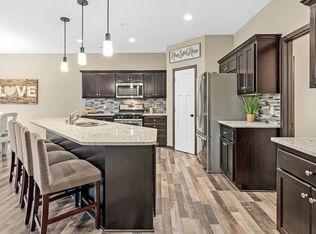 2562 County Road H2, Mounds View, MN 55112