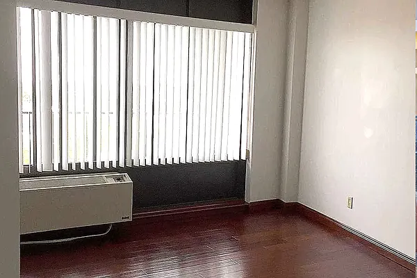 Sold by Daniel Gale Sotheby's International Realty | media 22