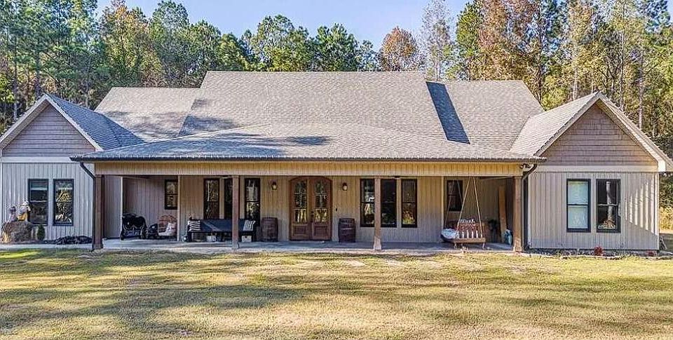 1st image of 315 Mirror Lake Ln