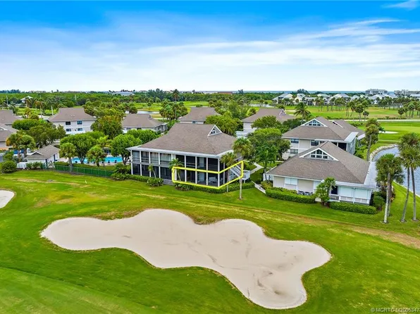 303 NE Golfview Cir, Stuart, FL 34996