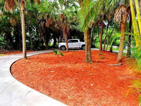 2nd image of 4754 61st Cir