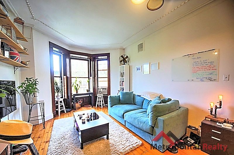1st image of 924 President St APT 3F