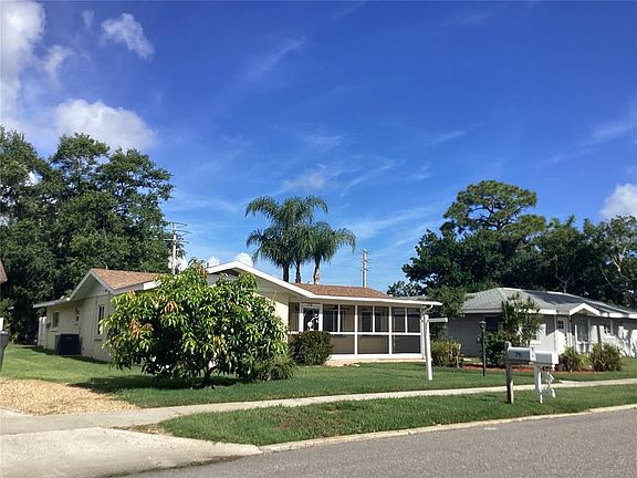 4th image of 710 50TH STREET COURT W