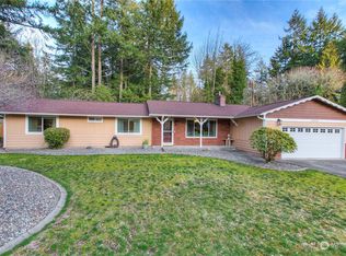 10401 Glenwood Dr SW, Lakewood, WA