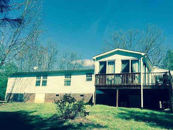 3rd image of 178 Oak Hill Ln