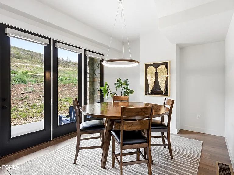 519 W Ascent Dr — Photo 16
