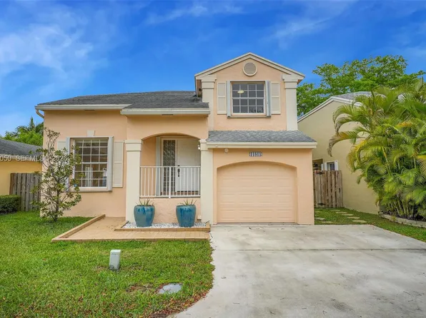 11811 SW 102nd St, Miami, FL 33186