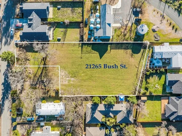 21265 Bush St, Middletown, CA 95461