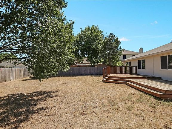 5th image of 8567 Garden Springs Dr