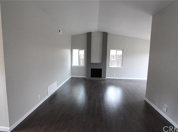 4th image of 7585 Blanchard Ave