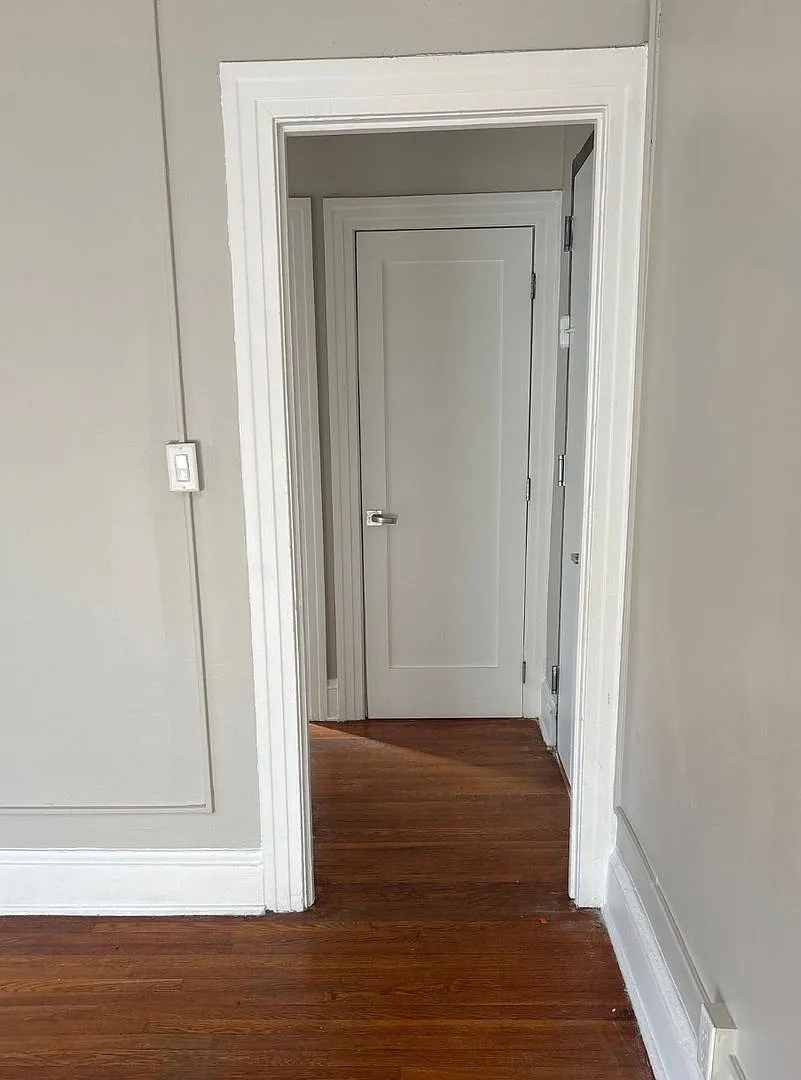 16 EV LLC. — Photo 3