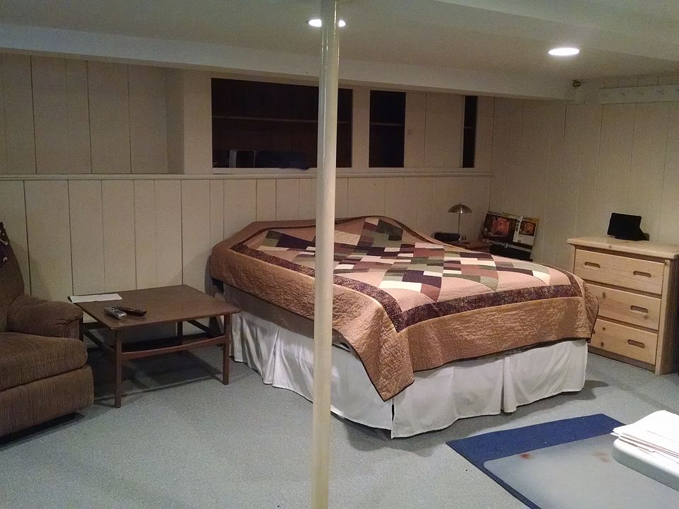 Large Bedroom
