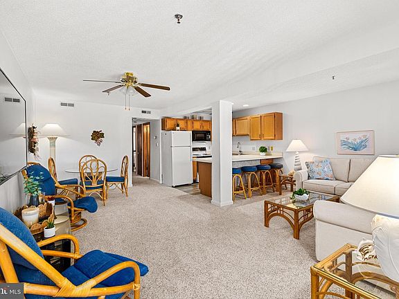 2nd image of 14401 Tunnel Ave #263