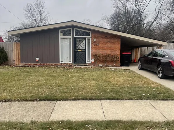 29561 Fairfax St, Southfield, MI 48076