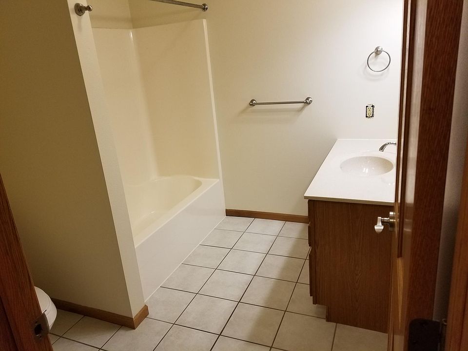 1st image of W20077 Meadow Ln