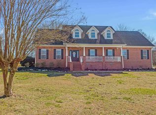 75 Pebble Brook Dr, Albertville, AL 35951
