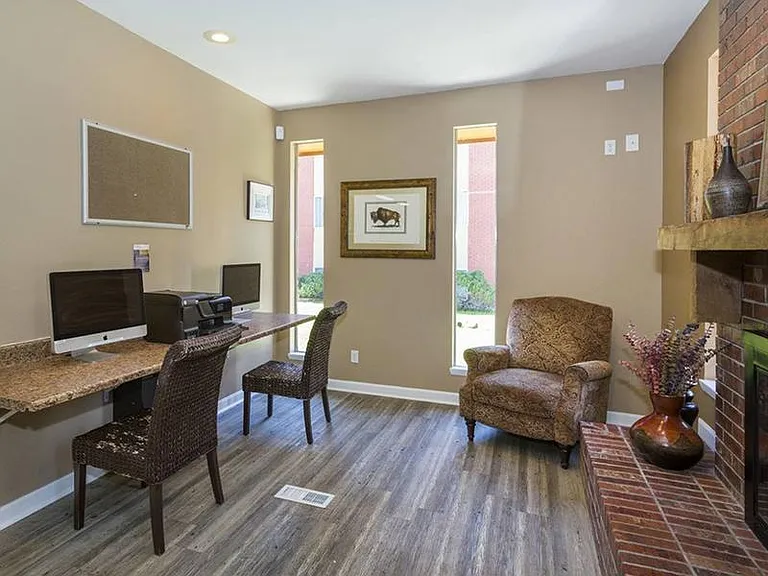 1629 E Woodmen Rd — Photo 17