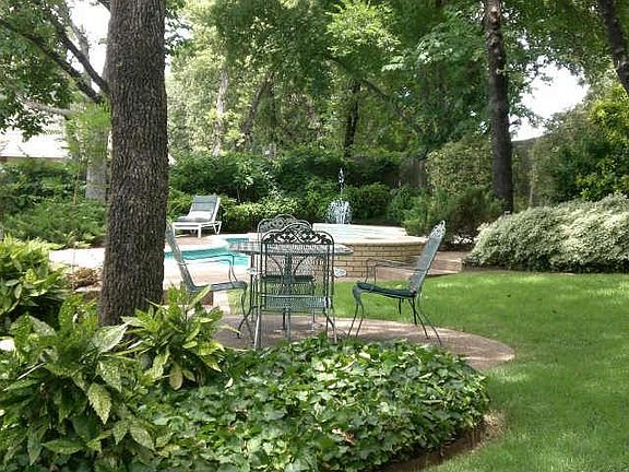 2nd image of 707 Timber Lake Cir