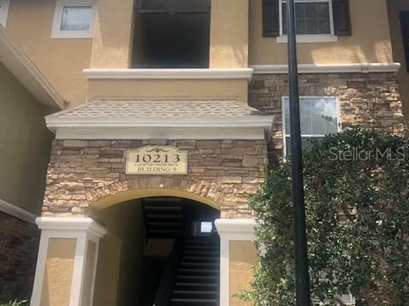 10213 Courtney Palms Blvd APT 303, Tampa, FL 33619