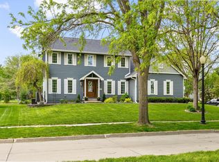 8120 Wellington Blvd, Johnston, IA 50131