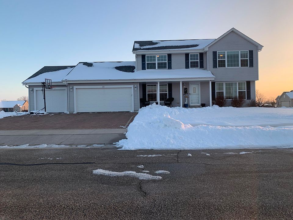 1st image of 977 Horseshoe Ct