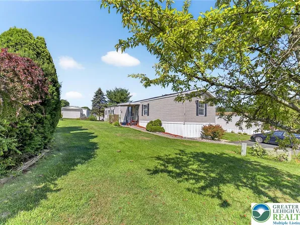 92 Sam Brooke Cir E, Lehighton, PA 18235