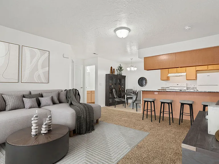 Stonebridge Apartments — Photo 1