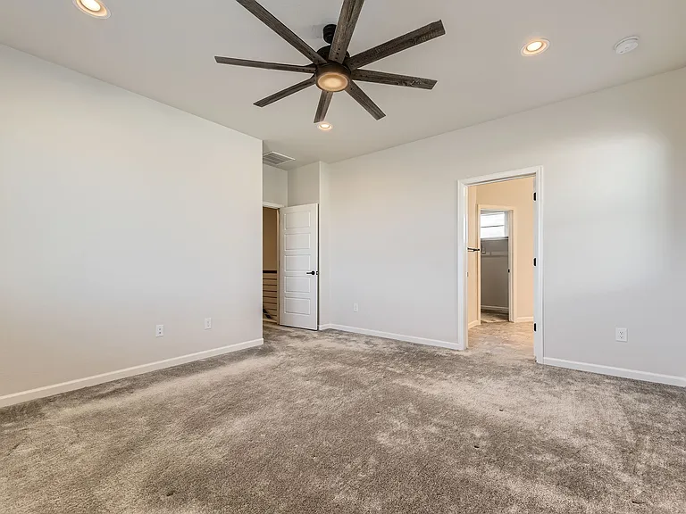 3577 Silver Rock Cir — Photo 18