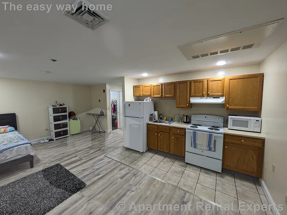 15 Pearl St #21
