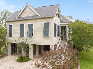 79 Poindexter Rd, Pass Christian, MS 39571