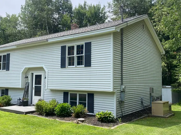 207 Belfast Road, Albion, ME 04910
