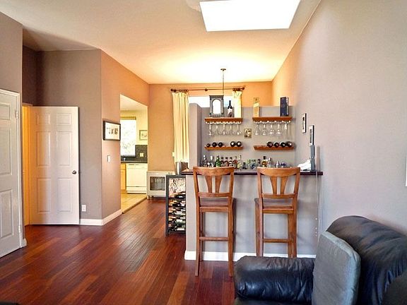 3rd image of 1749 12th St APT C
