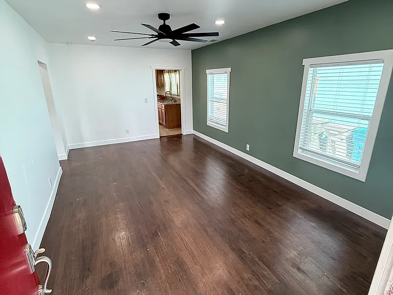 708 Sutter St — Photo 2