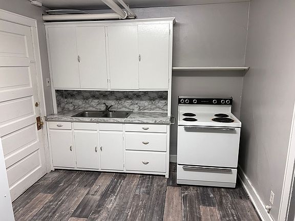 3rd image of 208 5th Ave APT 3