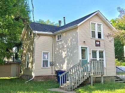 1st image of 602 W Lincoln Ave